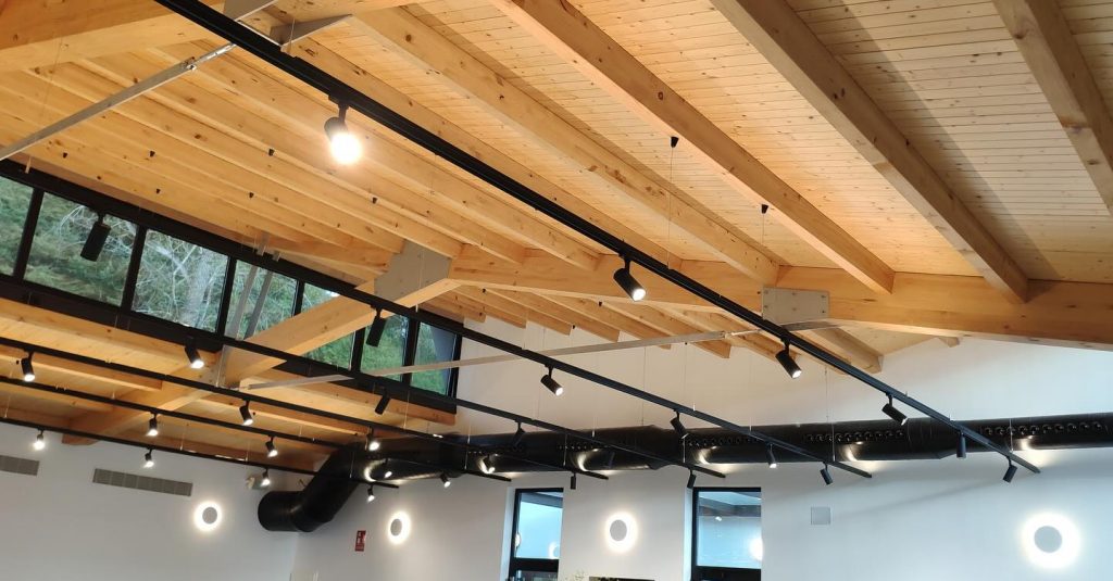 Instagram post from valdo_romero. This post is in position 5.