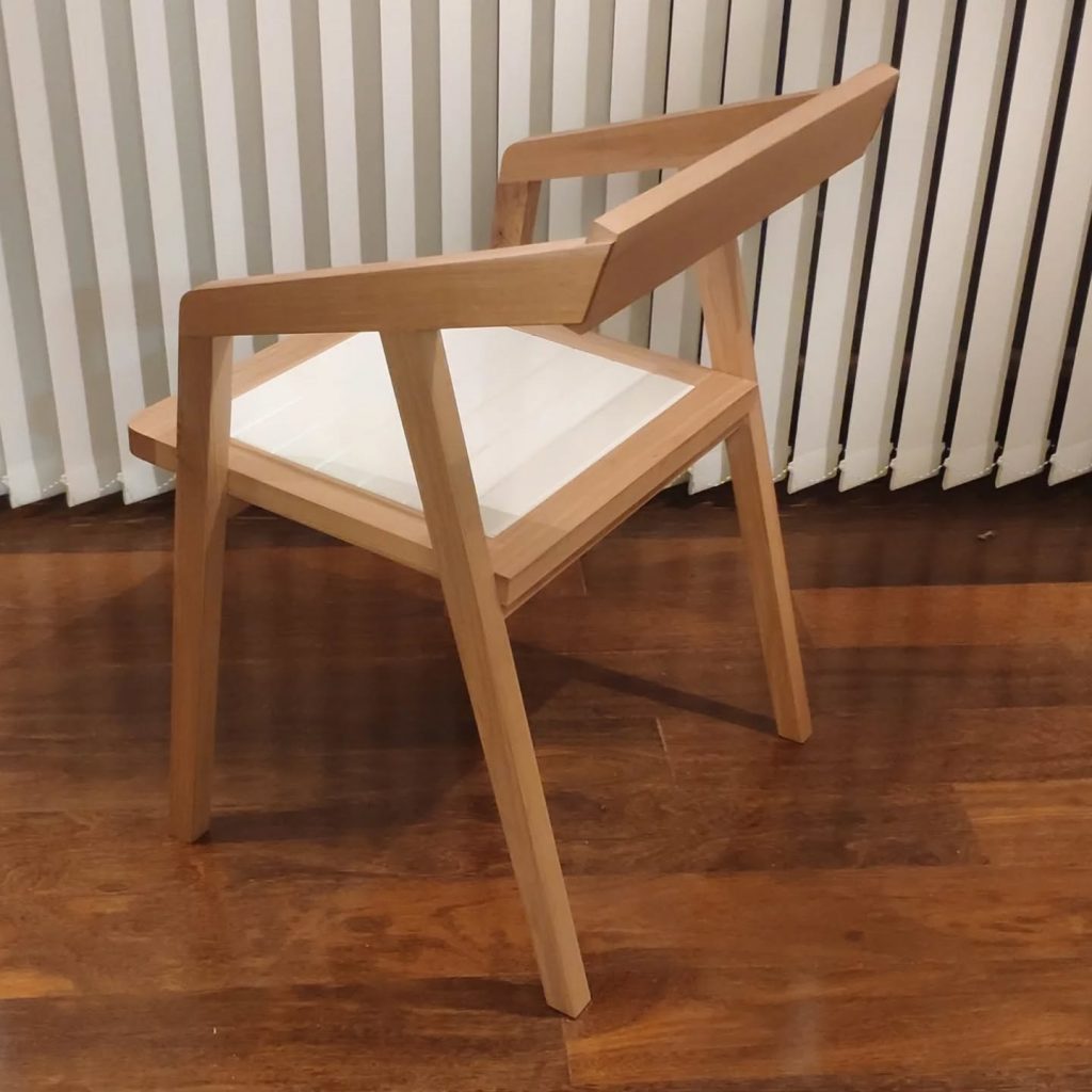 Instagram post from valdo_romero. This post is in position 1.