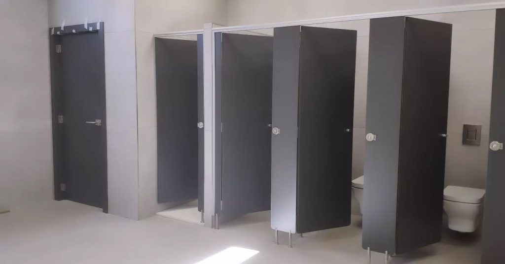 Instagram post from valdo_romero. This post is in position 2.