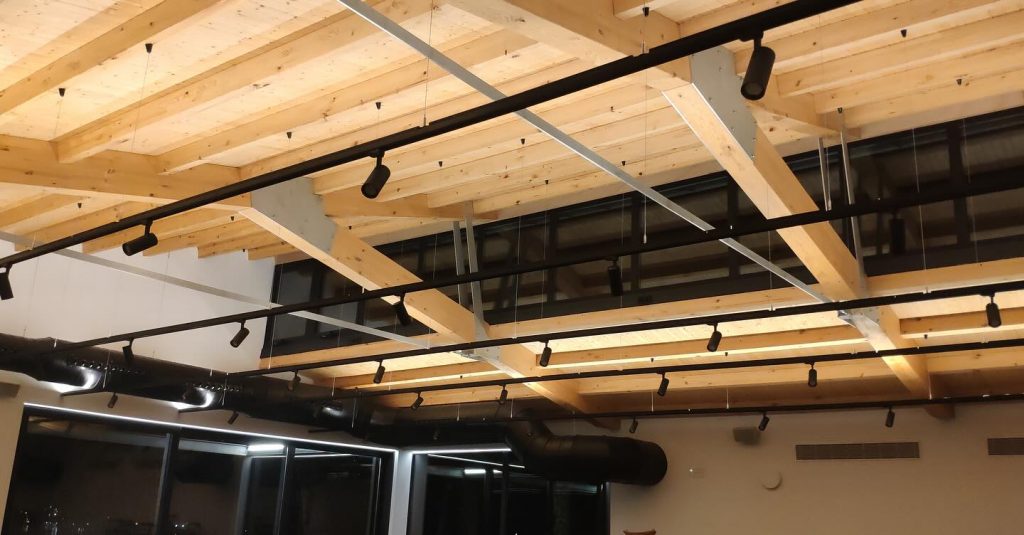 Instagram post from valdo_romero. This post is in position 7.