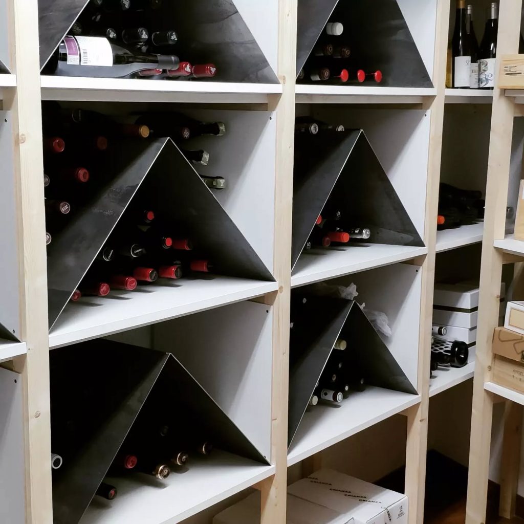 Instagram post from valdo_romero. This post is in position 6.