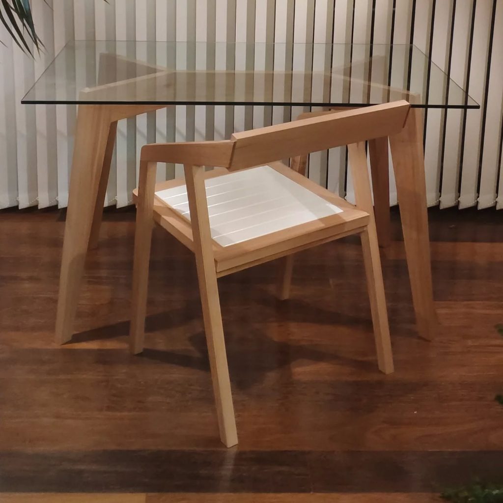 Instagram post from valdo_romero. This post is in position 3.